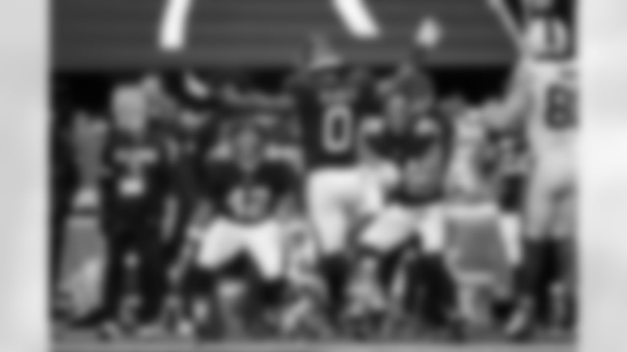 Atlanta Falcons outside linebacker Divine Deablo #0 celebrates during the Week 6 Game against the Buffalo Bills at Mercedes-Benz Stadium in Atlanta, Georgia on Monday, October 13, 2025. (Photo by Matthew Grimes/Atlanta Falcons)