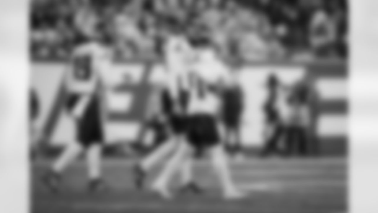 Atlanta Falcons kicker Zane Gonzalez #45 reacts after a field goal during the second half of the Week 13 Game against the New York Jets at Metlife Stadium in East Rutherford, New Jersey on Sunday, November 30, 2025. (Photo by Taylor McLaughlin/Atlanta Falcons)