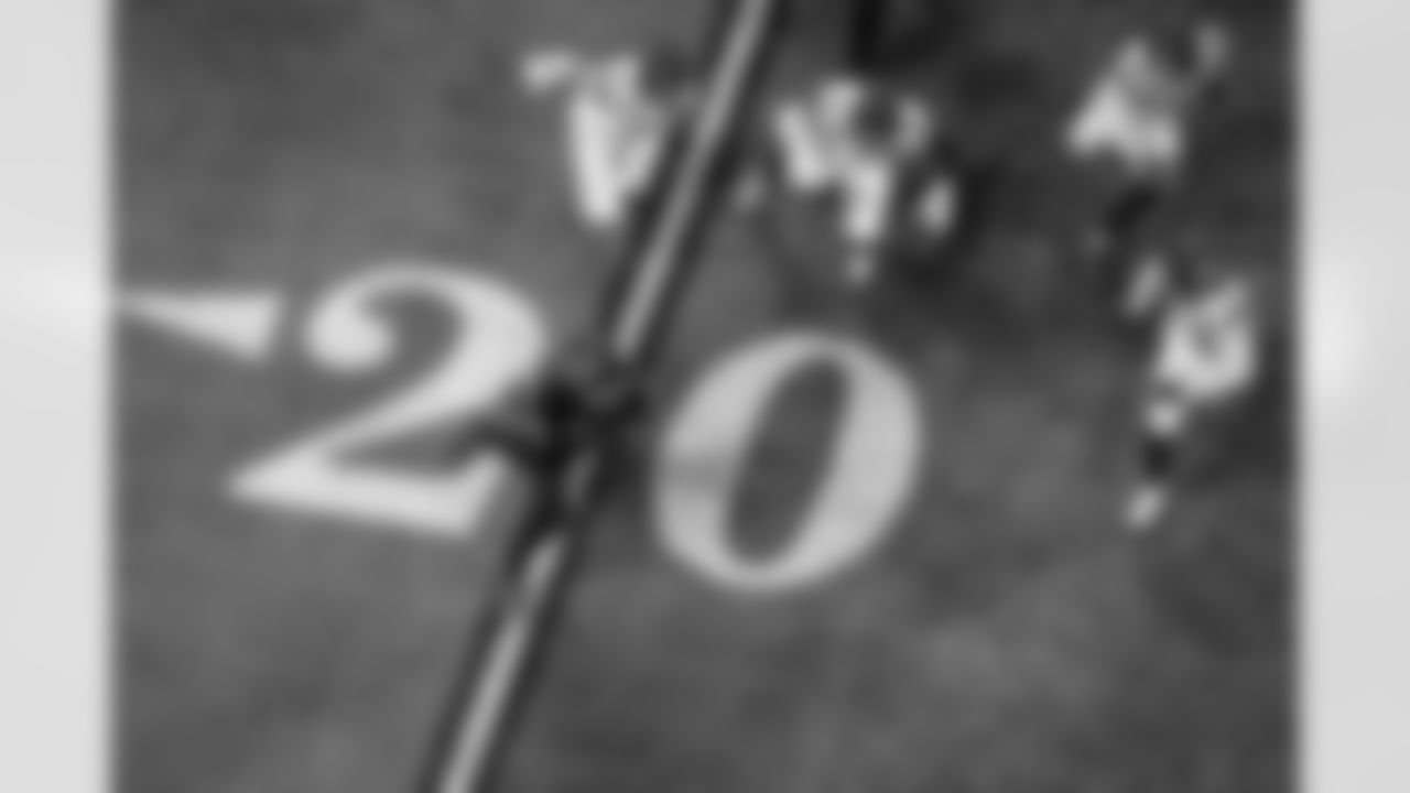 Atlanta Falcons running back Bijan Robinson #7 runs with the ball during the Week 14 Game against the Seattle Seahawks at Mercedes-Benz Stadium in Atlanta, Georgia on Sunday, December 7, 2025. (Photo by Jay Bendlin/Atlanta Falcons)