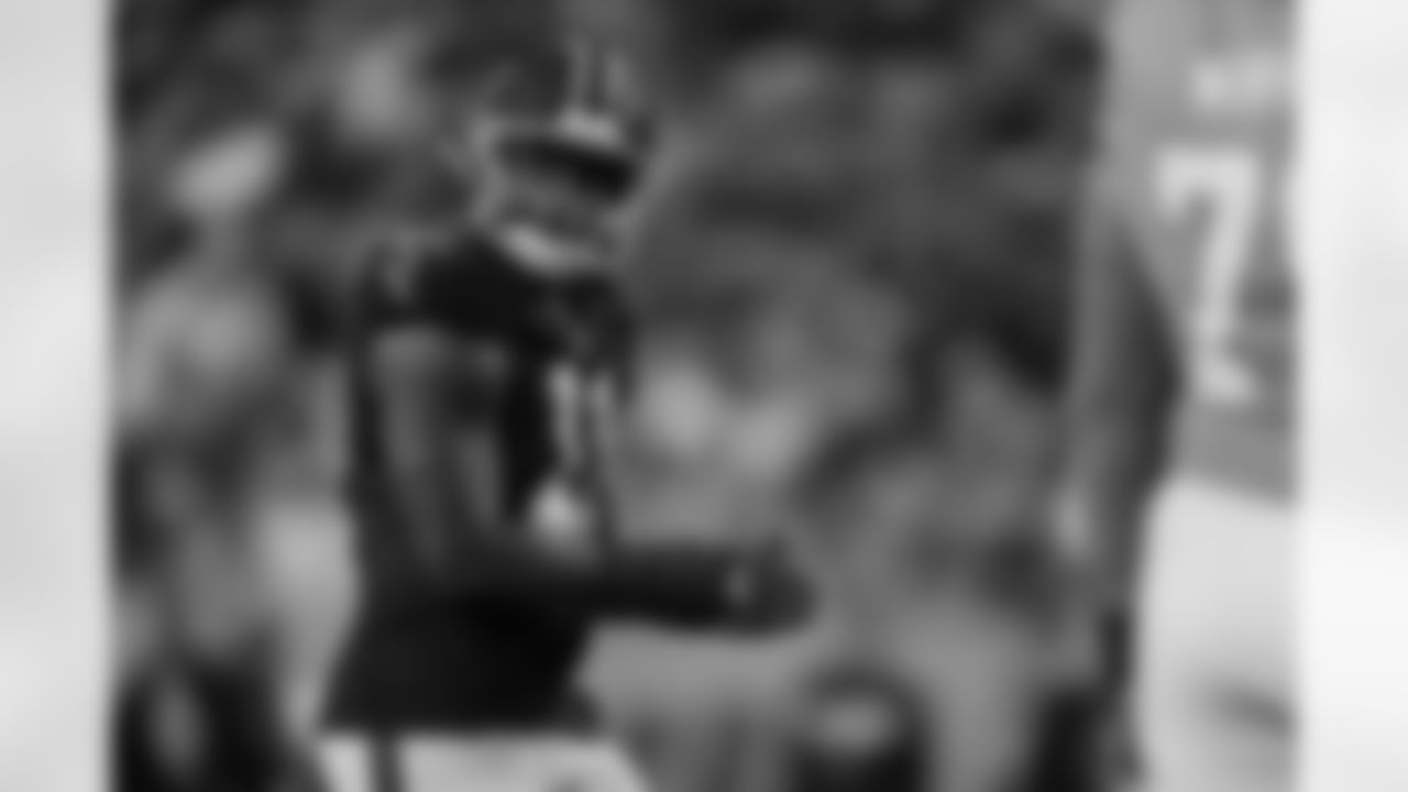 Atlanta Falcons edge rusher Jalon Walker #11 during the Week 15 Game against the Tampa Bay Buccaneers at Raymond James Stadium in Tampa, Florida on Thursday, December 11, 2025. (Photo by Taylor McLaughlin/Atlanta Falcons)