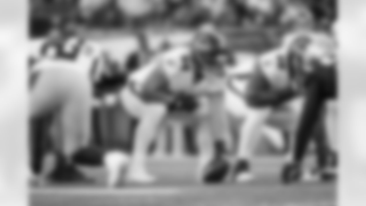 Atlanta Falcons offensive lineman Ryan Neuzil #64 prepares to snap the ball during the Week 9 Game against the New England Patriots at Gillette Stadium in Foxborough, Massachusetts on Sunday, November 2, 2025. (Photo by Jay Bendlin/Atlanta Falcons)