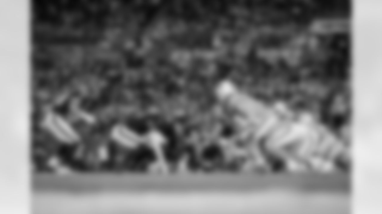 Atlanta Falcons offensive line during the Week 15 Game against the Tampa Bay Buccaneers at Raymond James Stadium in Tampa, Florida on Thursday, December 11, 2025. (Photo by Mitch Martin/Atlanta Falcons)