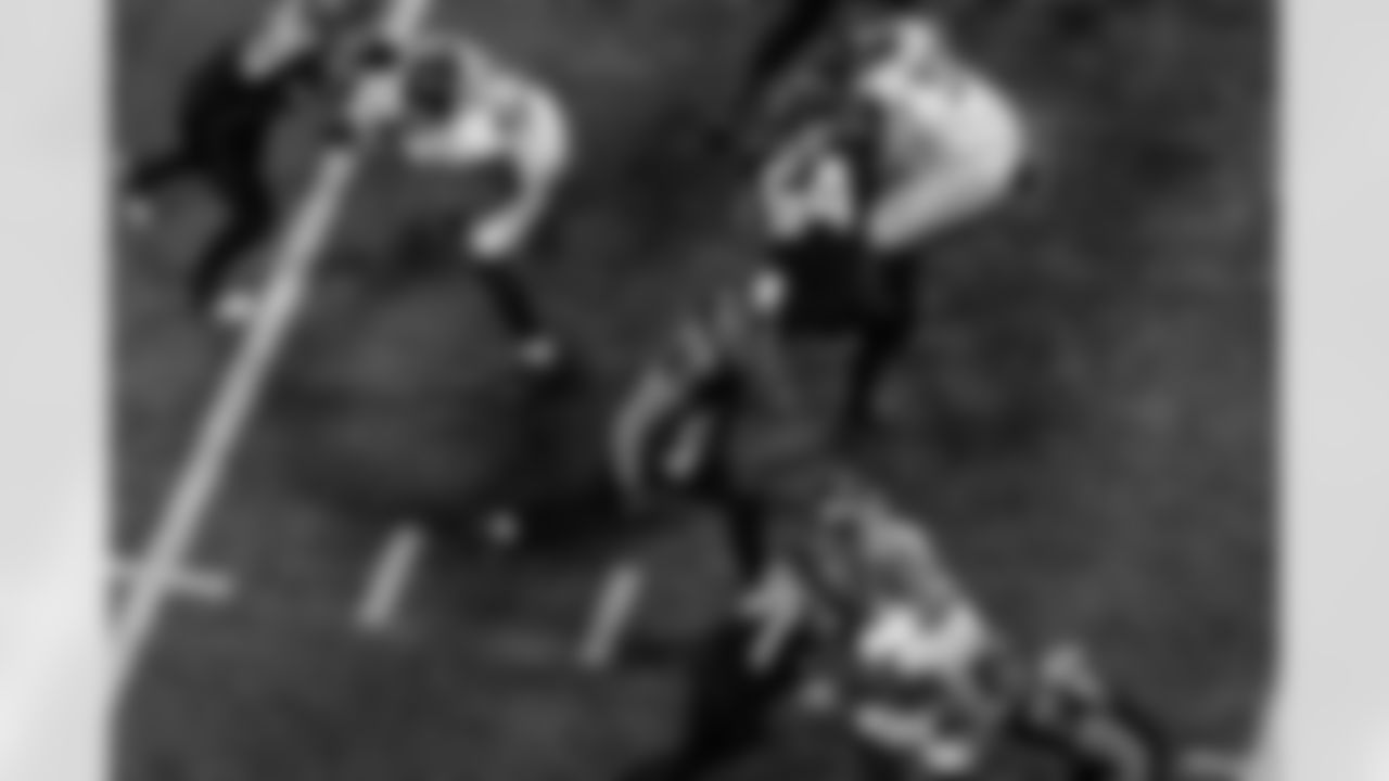 Atlanta Falcons running back Tyler Allgeier #25 runs with the ball during the Week 14 Game against the Seattle Seahawks at Mercedes-Benz Stadium in Atlanta, Georgia on Sunday, December 7, 2025. (Photo by Jay Bendlin/Atlanta Falcons)