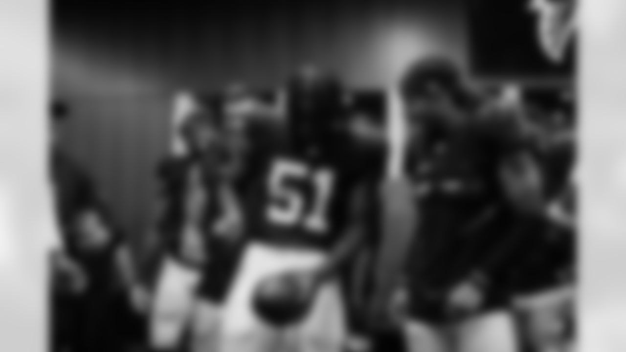 Atlanta Falcons inside linebacker DeAngelo Malone #51 in the locker room after the Week 6 Game against the Buffalo Bills at Mercedes-Benz Stadium in Atlanta, Georgia on Monday, October 13, 2025. (Photo by Jay Bendlin/Atlanta Falcons)