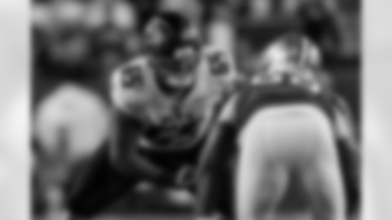 Atlanta Falcons offensive lineman Matthew Bergeron #65 blocks during the Week 7 Game against the San Francisco 49ers at Levi's Stadium in Santa Clara, California on Sunday, October 19, 2025. (Photo by Jay Bendlin/Atlanta Falcons)