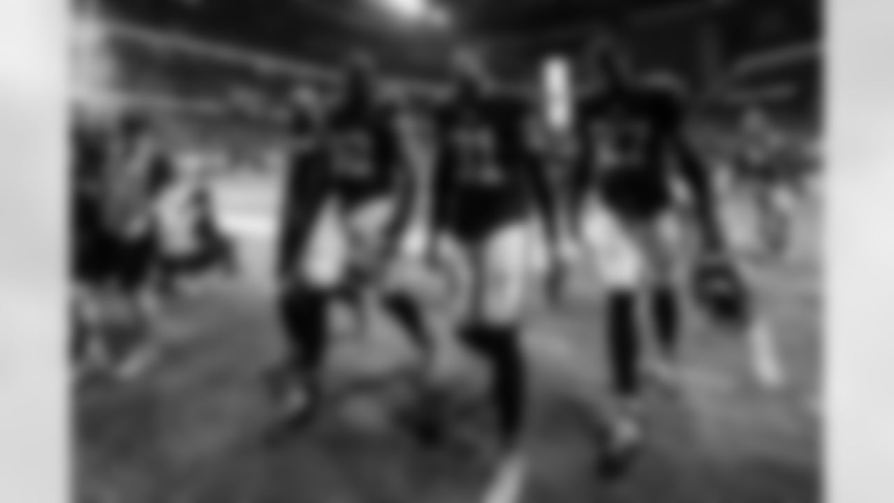 Atlanta Falcons safety Xavier Watts #31, Atlanta Falcons linebacker Khalid Kareem #92 and Atlanta Falcons edge rusher James Pearce Jr. #27 come into the tunnel for halftime during the Week 17 Game against the Los Angeles Rams at Mercedes-Benz Stadium in Atlanta, Georgia on Monday, December 29, 2025. (Photo by Taylor McLaughlin/Atlanta Falcons)