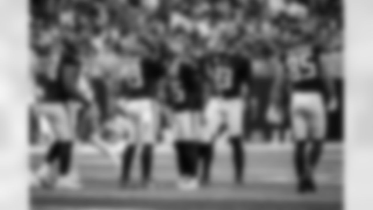 Atlanta Falcons kicker Zane Gonzalez #45 kicks a field goal during the Week 11 Game against the Carolina Panthers at Mercedes-Benz Stadium in Atlanta, Georgia on Sunday, November 16, 2025. (Photo by Taylor McLaughlin/Atlanta Falcons)