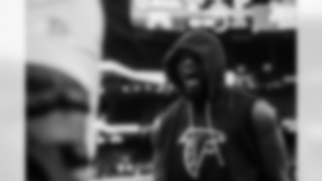 XXXXX warms up before  the Week 12 Game against the New Orleans Saints at Caesars Superdome in New Orleans, Louisiana on Sunday, November 23, 2025. (Photo by Taylor McLaughlin/Atlanta Falcons)