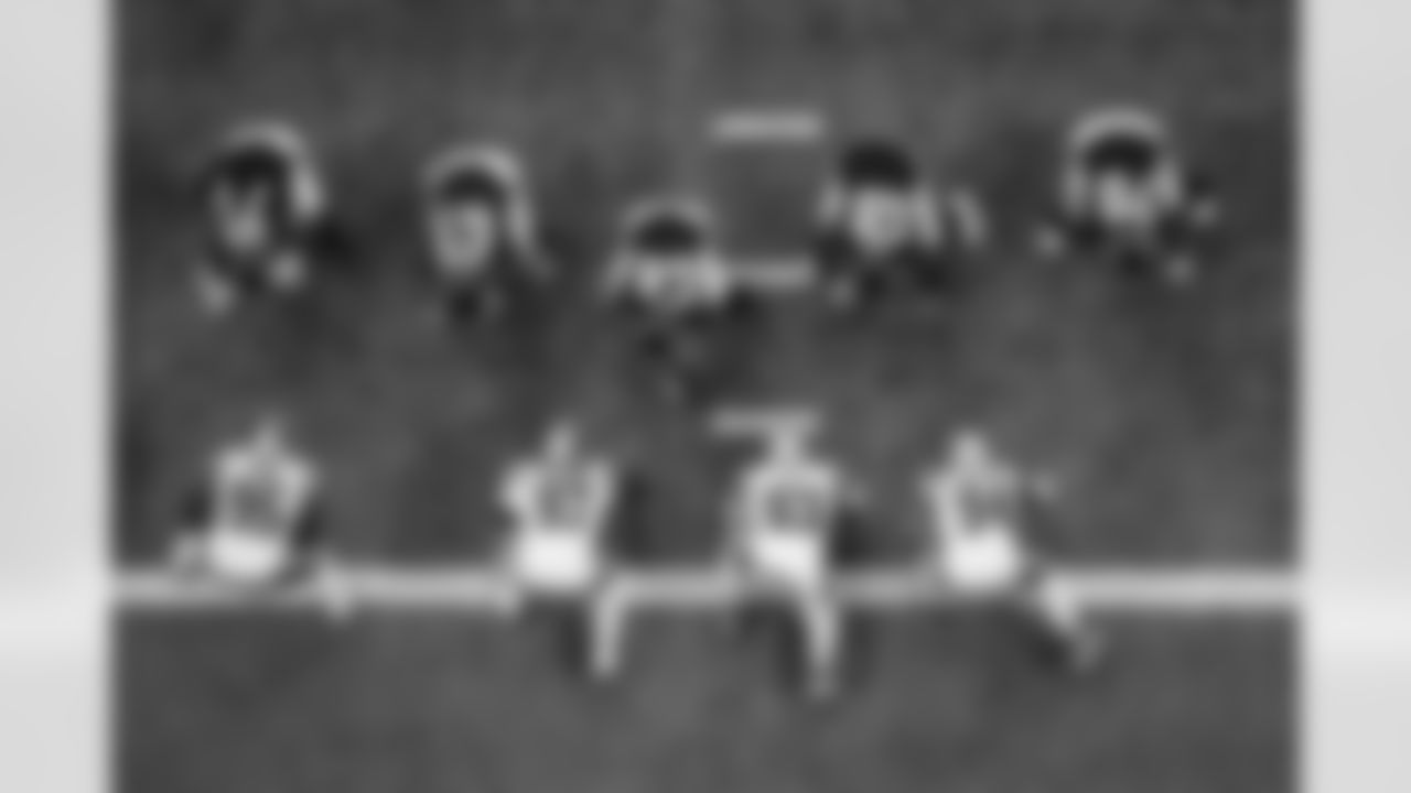 Atlanta Falcons offensive lineman Ryan Neuzil #64 prepares to snap the ball during the Week 11 Game against the Carolina Panthers at Mercedes-Benz Stadium in Atlanta, Georgia on Sunday, November 16, 2025. (Photo by Brandon Magnus/Atlanta Falcons)