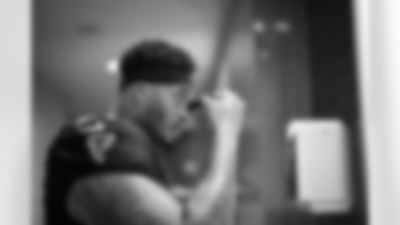 Atlanta Falcons offensive lineman Elijah Wilkinson #71 in the locker room before the Week 14 Game against the Seattle Seahawks at Mercedes-Benz Stadium in Atlanta, Georgia on Sunday, December 7, 2025. (Photo by Jay Bendlin/Atlanta Falcons)