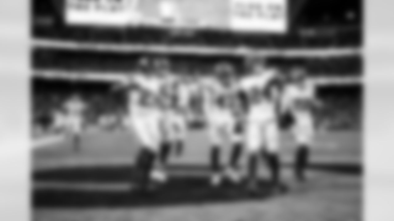 S Dane Belton (24), CB Art Green (23), OLB Zaire Barnes (46), S Raheem Layne (43), CB Art Green (23), CB Dru Phillips (22)