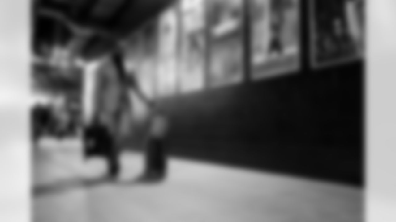 ILB Bobby Okereke (58)