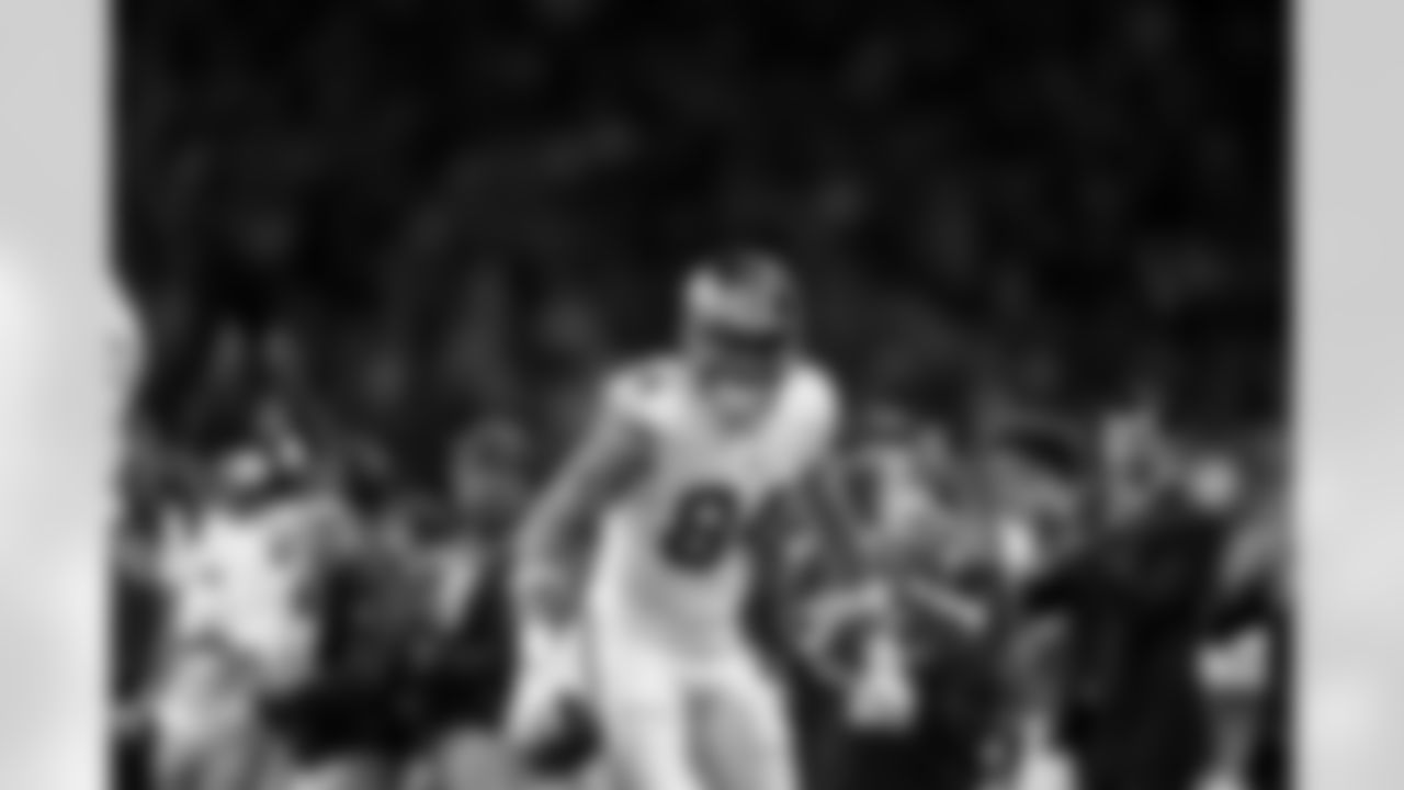 TE Theo Johnson (84)