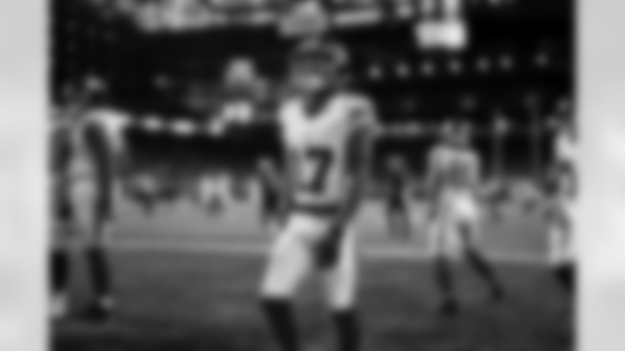 WR Wan'Dale Robinson (17)