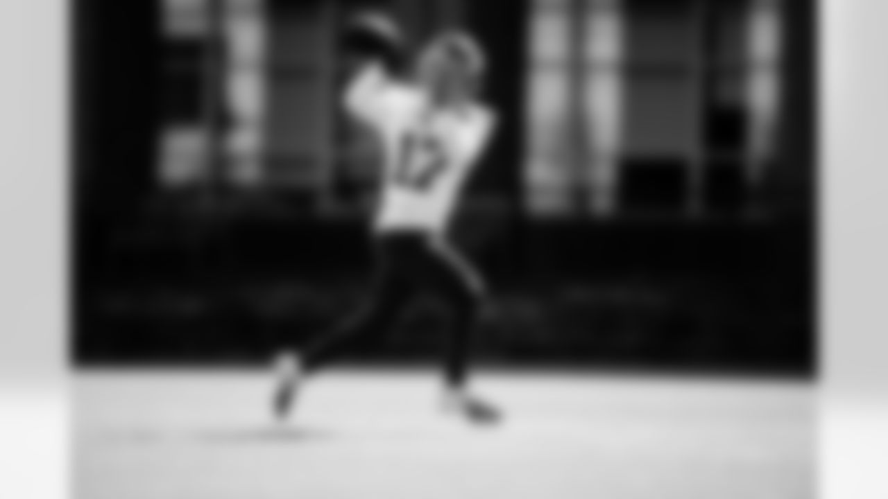 WR Wan'Dale Robinson (17)