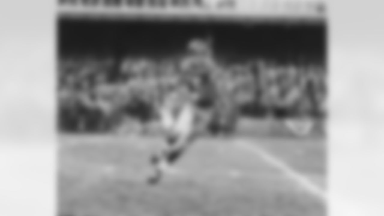 Del Shofner (1962) - 1,133 receiving yards