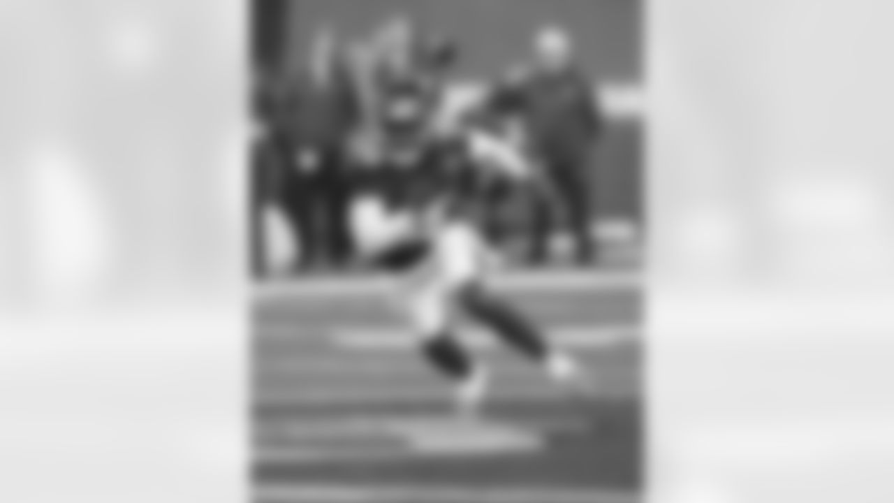 S Gervarrius Owens - Practice Squad (August 30)