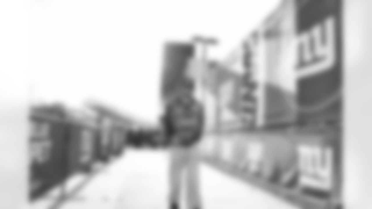 WR Wan'Dale Robinson (17)