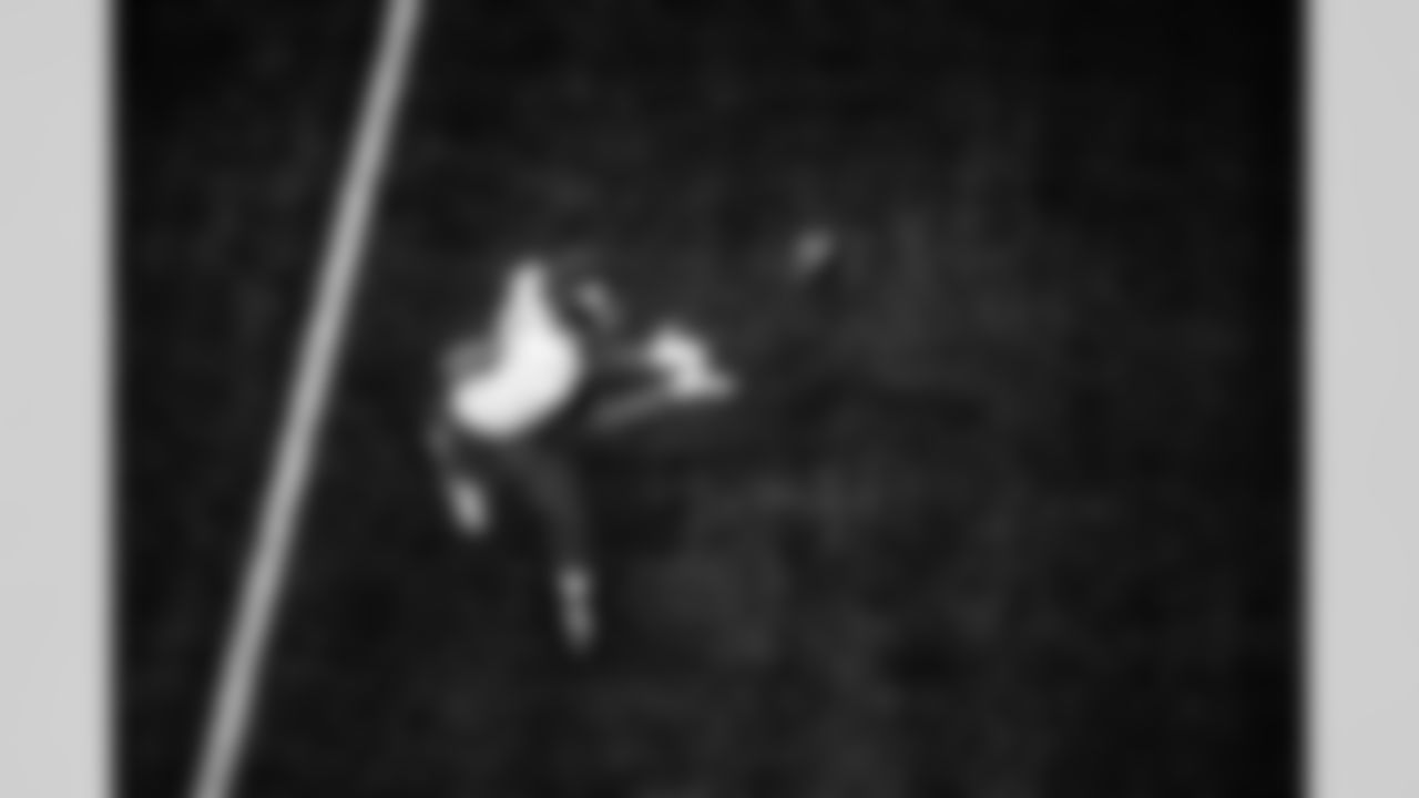 RB Tyrone Tracy Jr. (29)