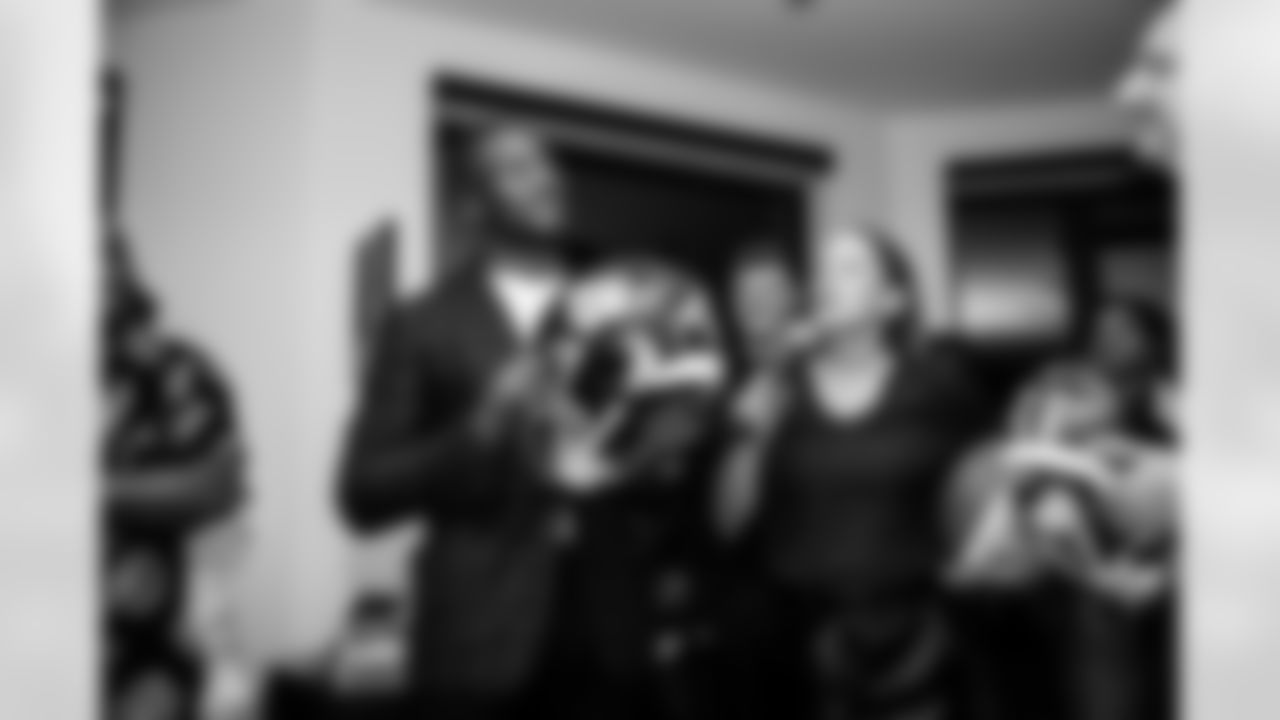 ILB Bobby Okereke (58)