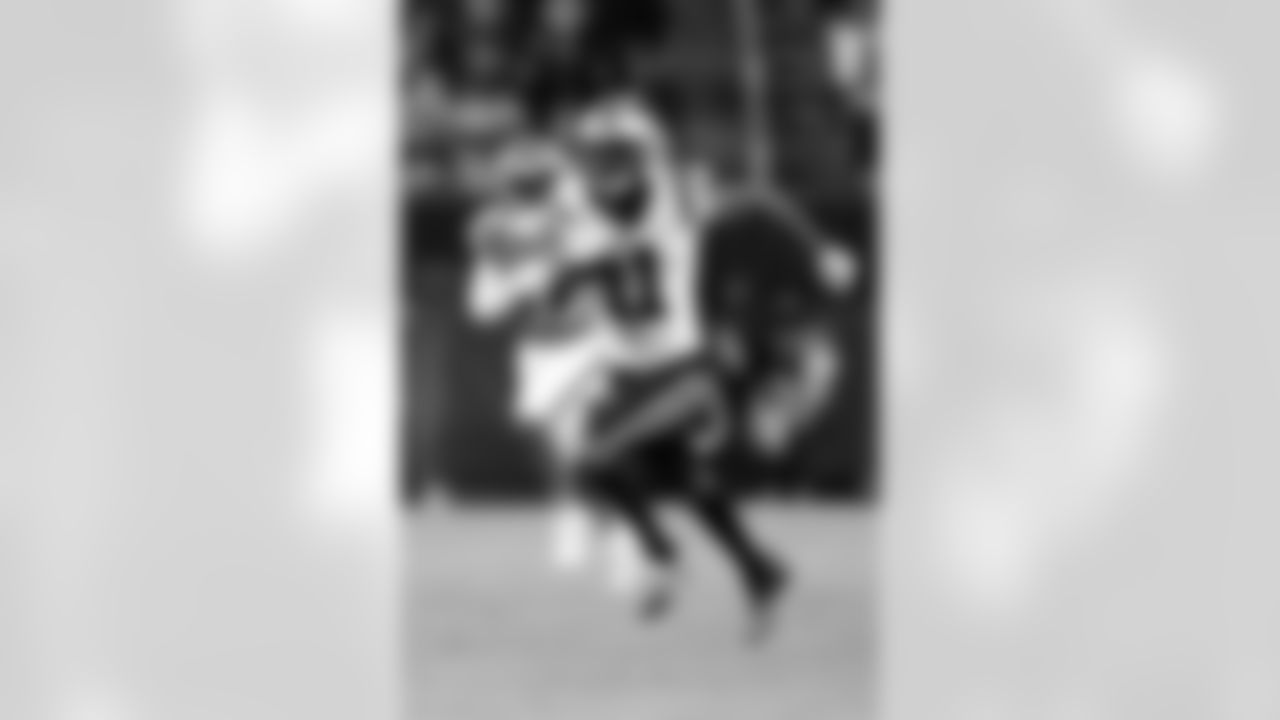 WR Ihmir Smith-Marsette - Free Agent Signing (September 9)