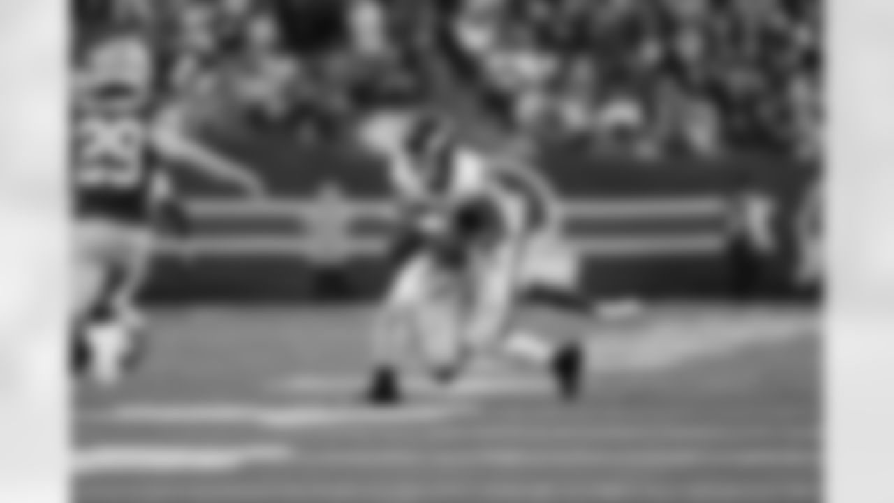 TE Theo Johnson (84)