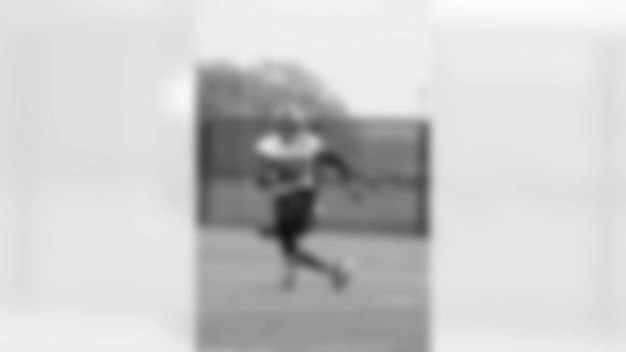 ILB Bobby Okereke (58)