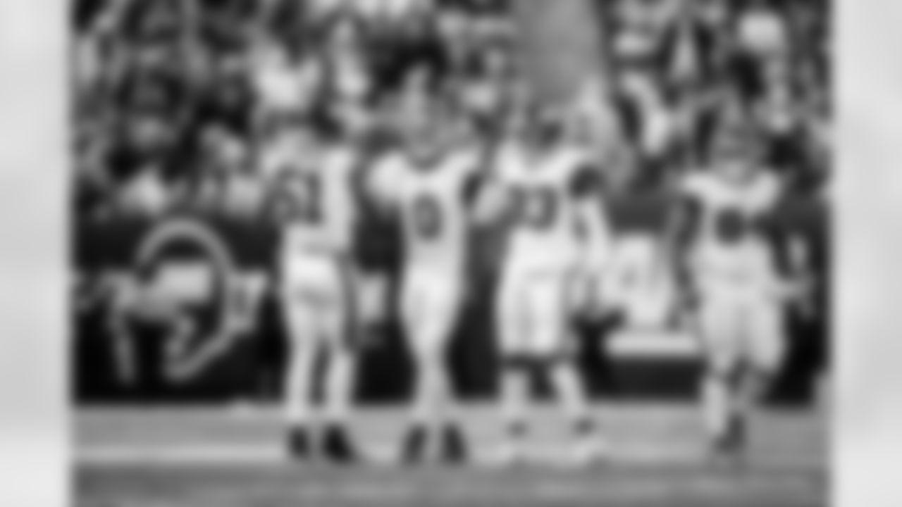 OLB Abdul Carter (51), OLB Brian Burns (0)