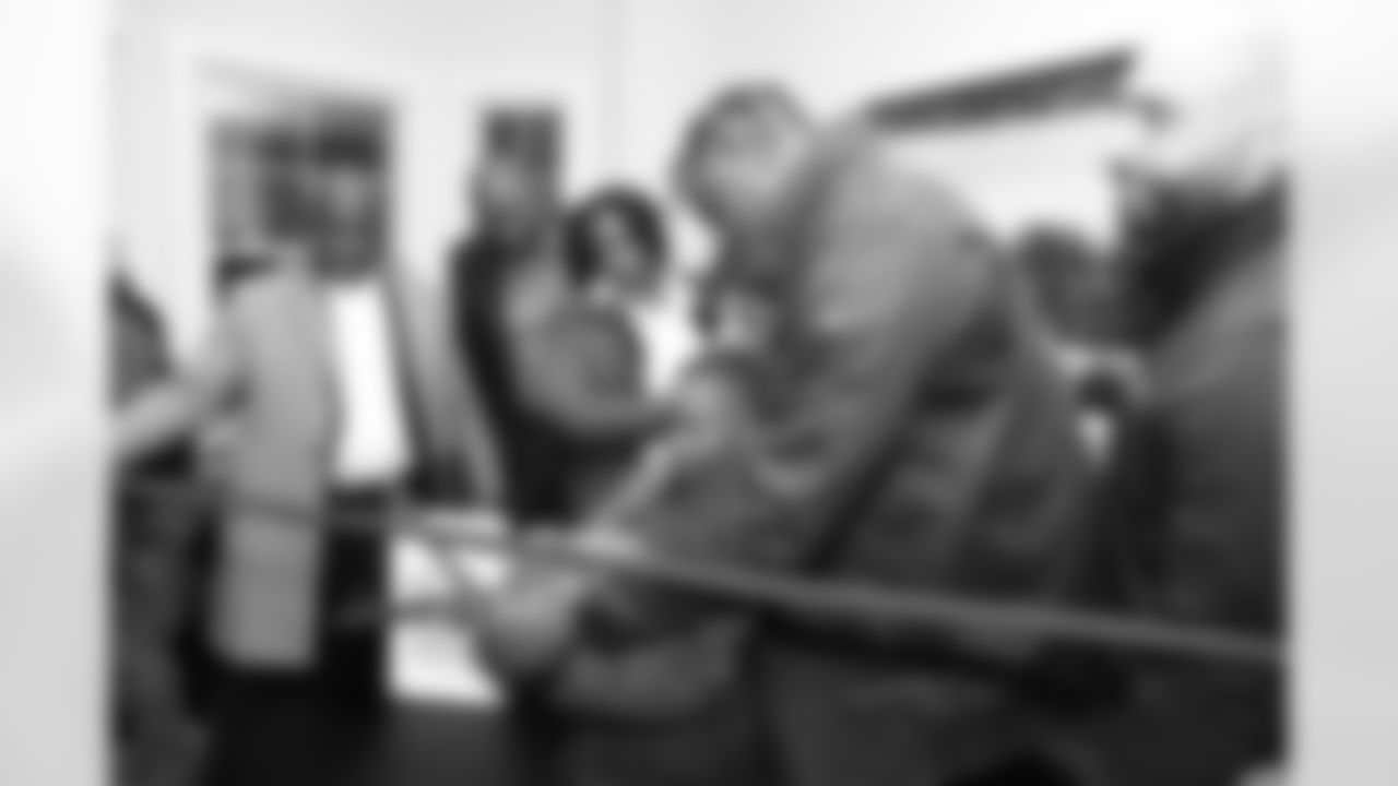 ILB Bobby Okereke (58)