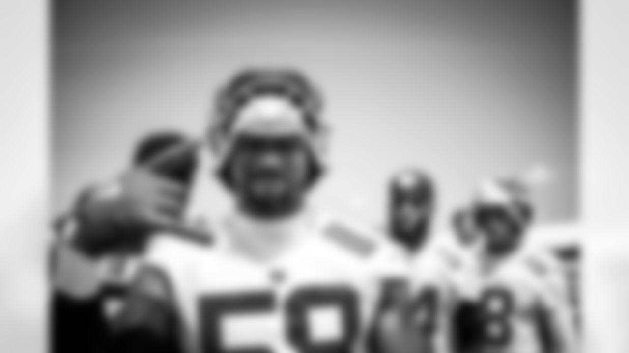 ILB Bobby Okereke (58)