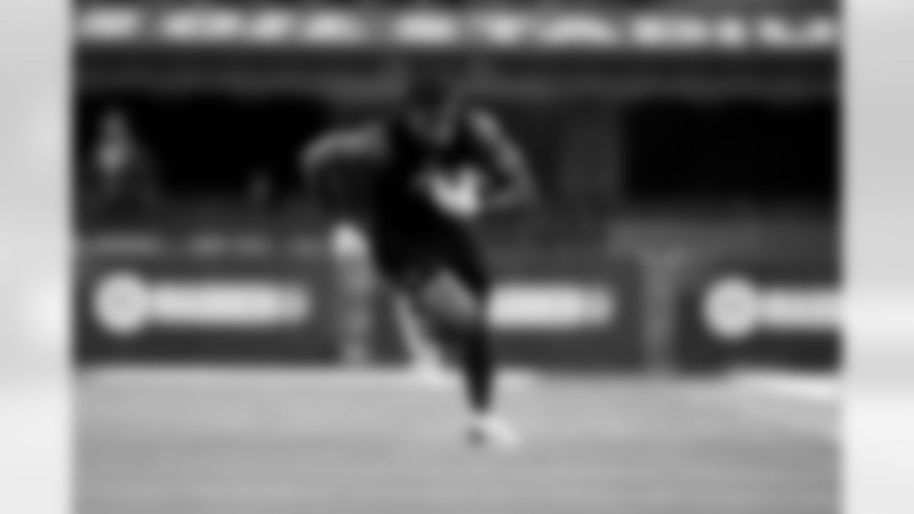 Ohio State linebacker Sonny Styles (25) participates in a drill during the 2026 NFL Scouting Combine on Thursday, February 26, 2026 in Indianapolis, Indiana. (Cooper Neill/NFL)