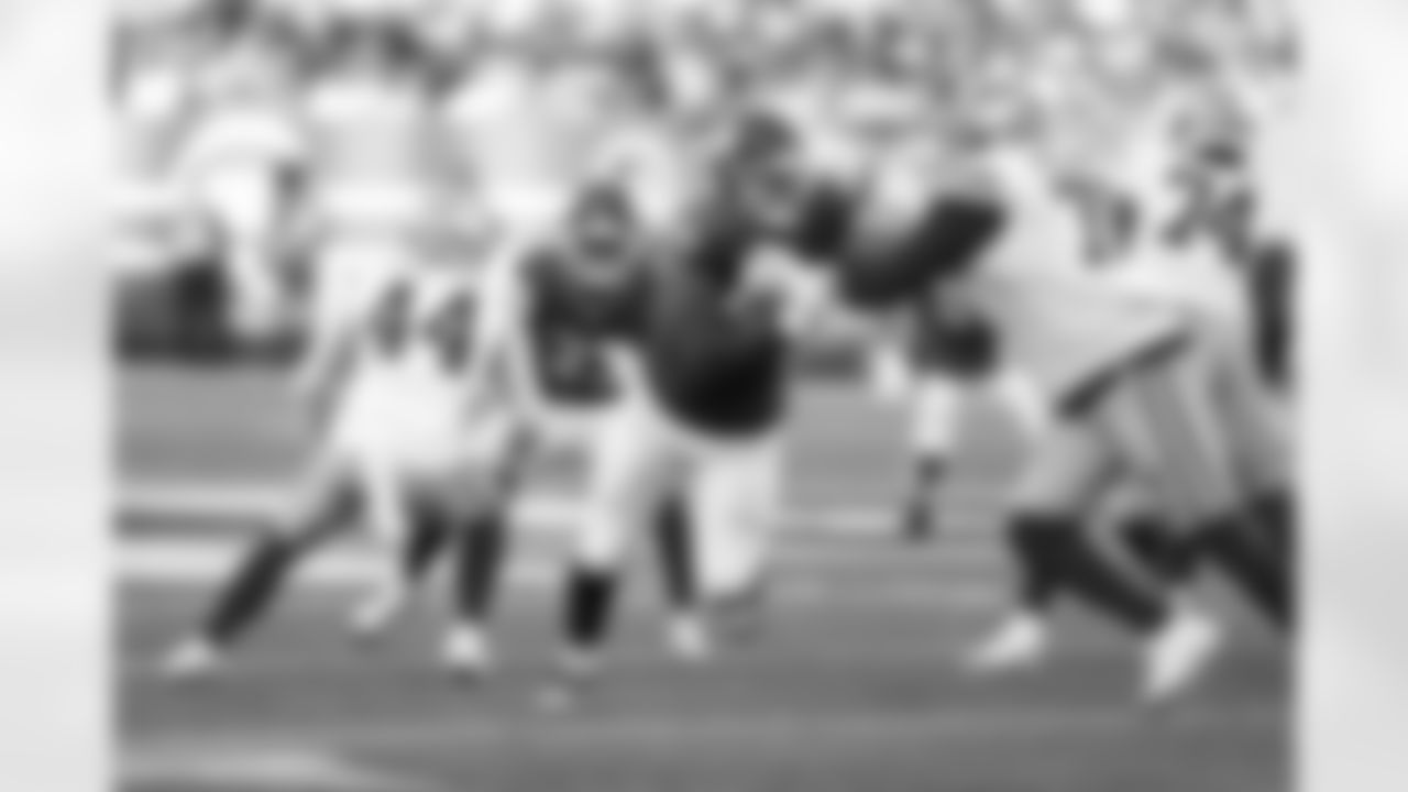 DT Roy Robertson-Harris (95)