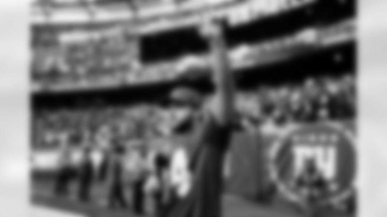 RB Cam Skattebo (44)