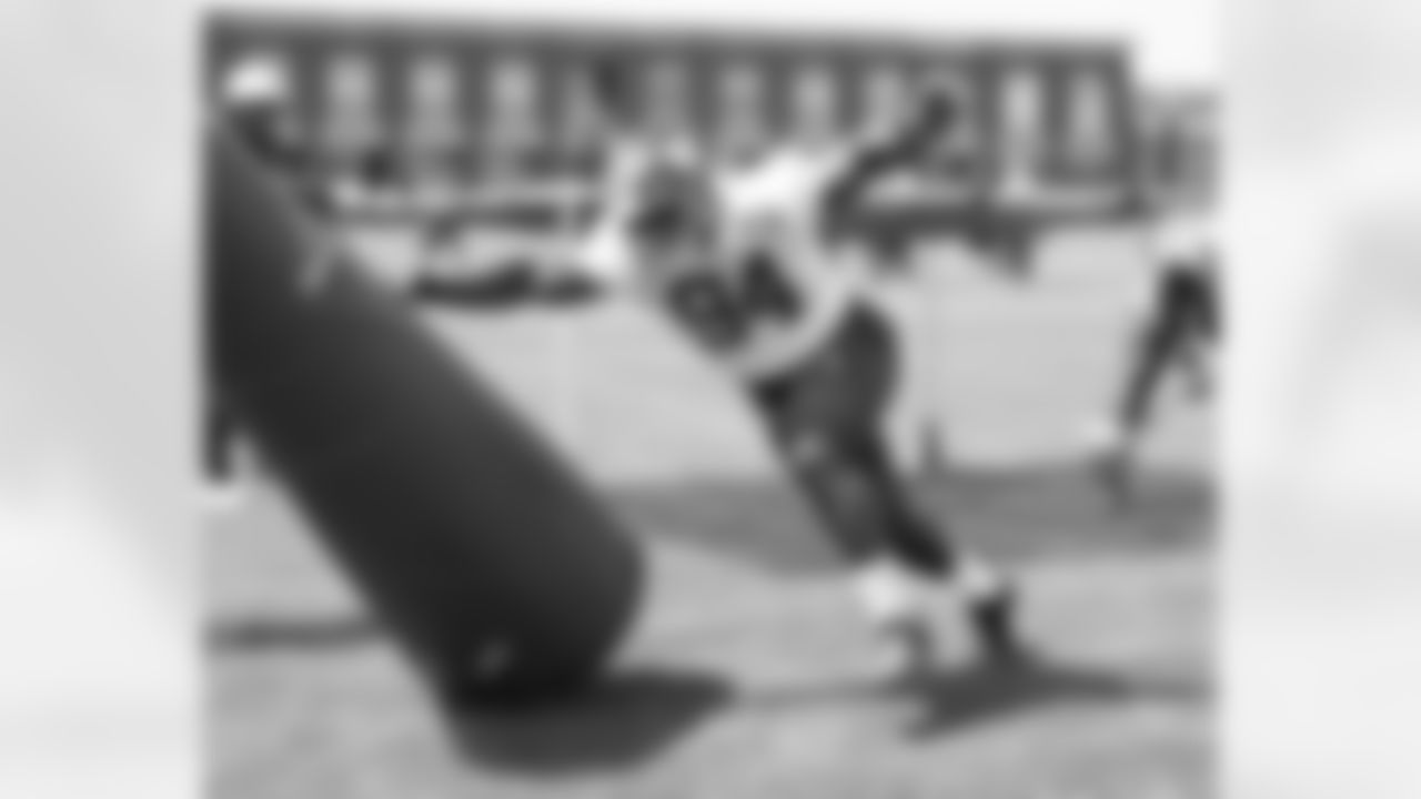 DT Elijah Chatman (94)