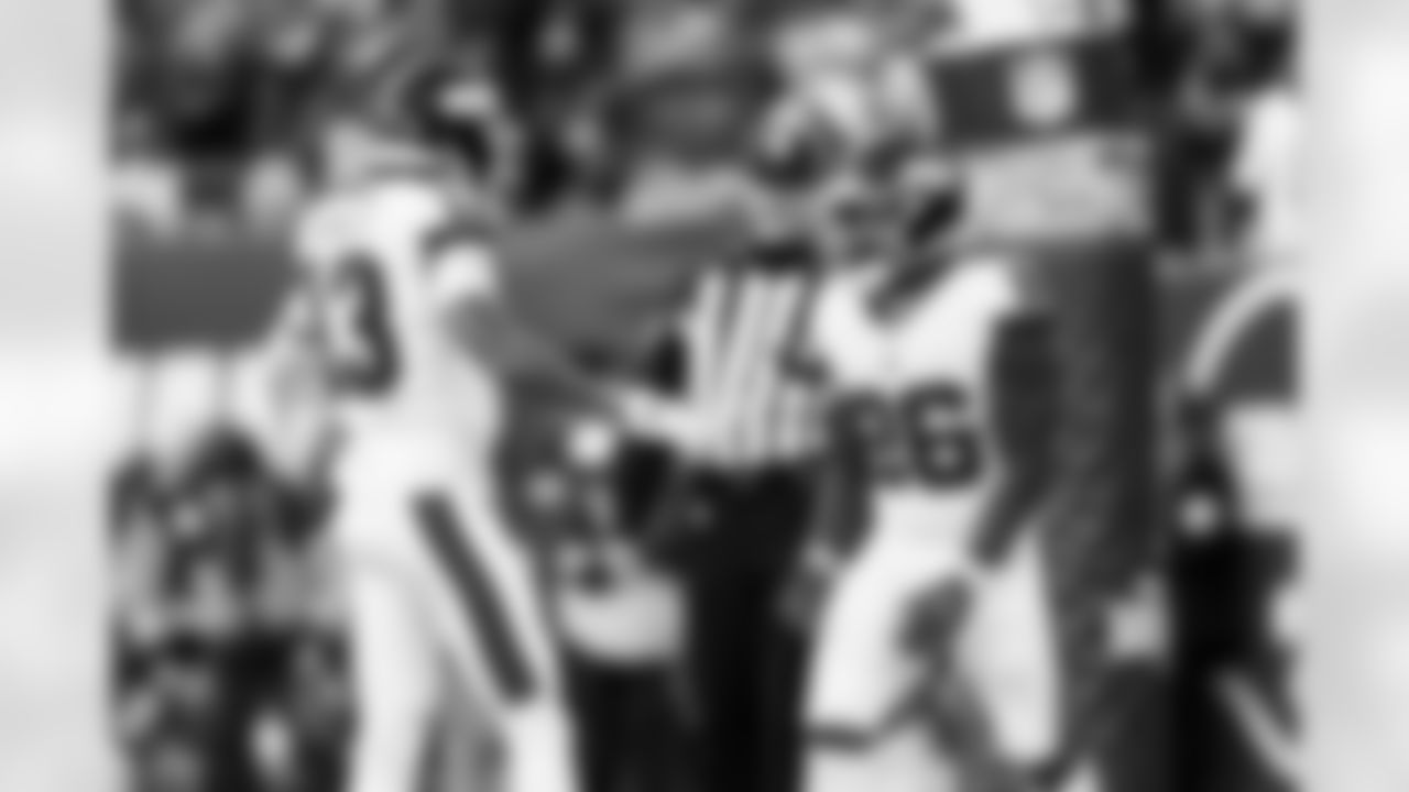 WR Jalin Hyatt (13), RB Devin Singletary (26)