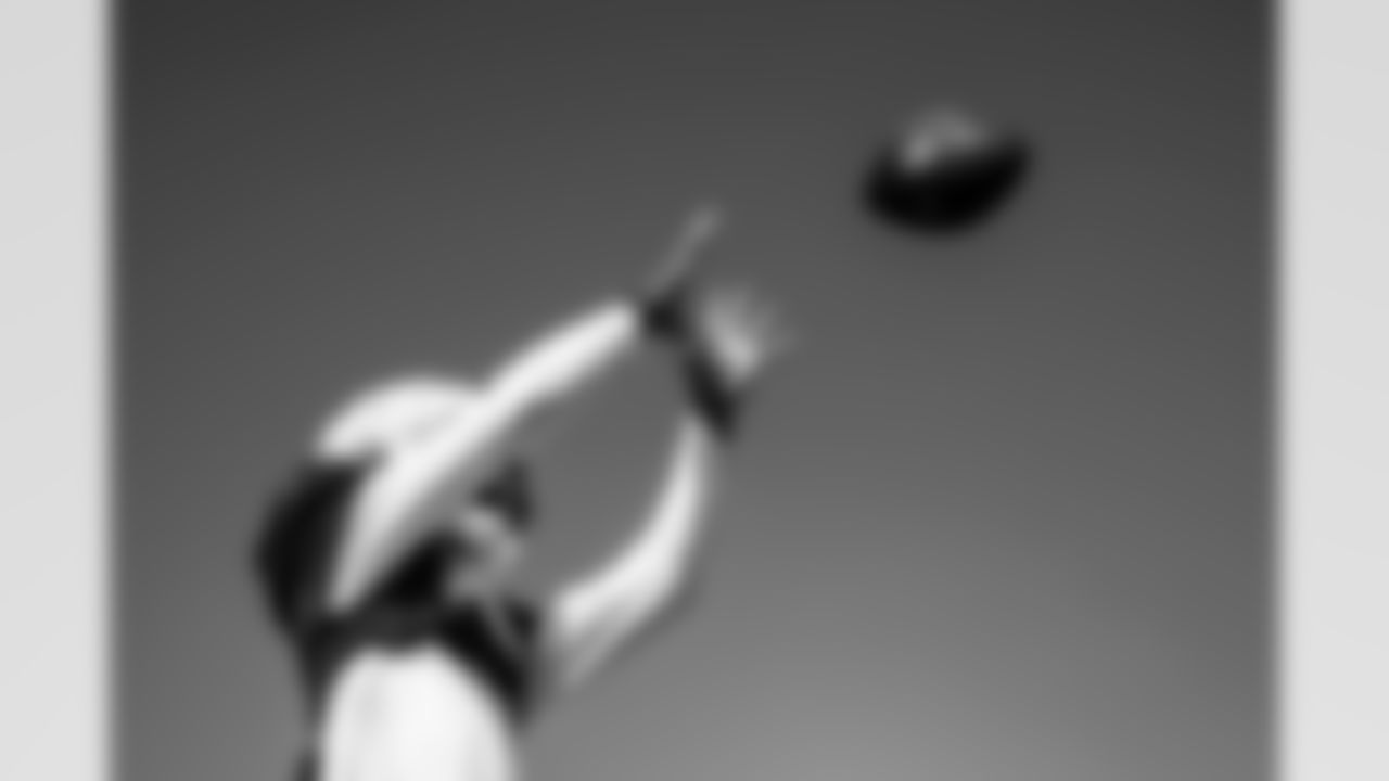 WR Darius Slayton (18)