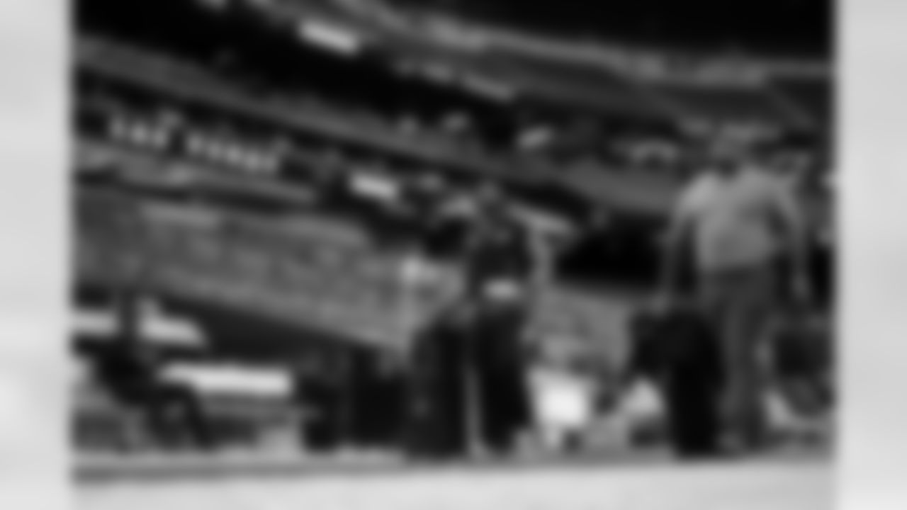 OLB Brian Burns (0), DL Dexter Lawrence II (97)