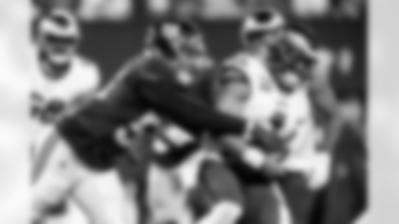 ILB Bobby Okereke (58)