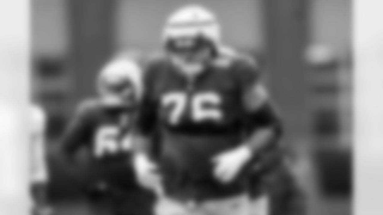 G Jon Runyan Jr. (76)