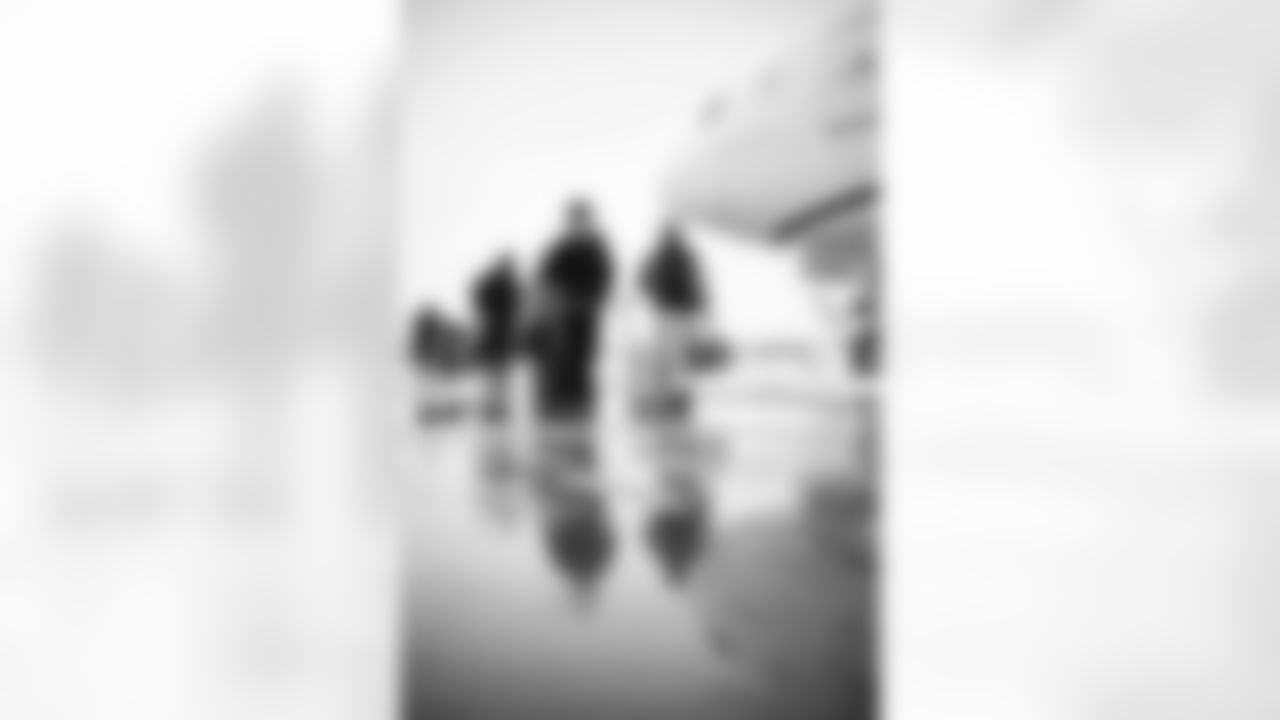 QB Jaxson Dart (6), WR Wan'Dale Robinson (17)