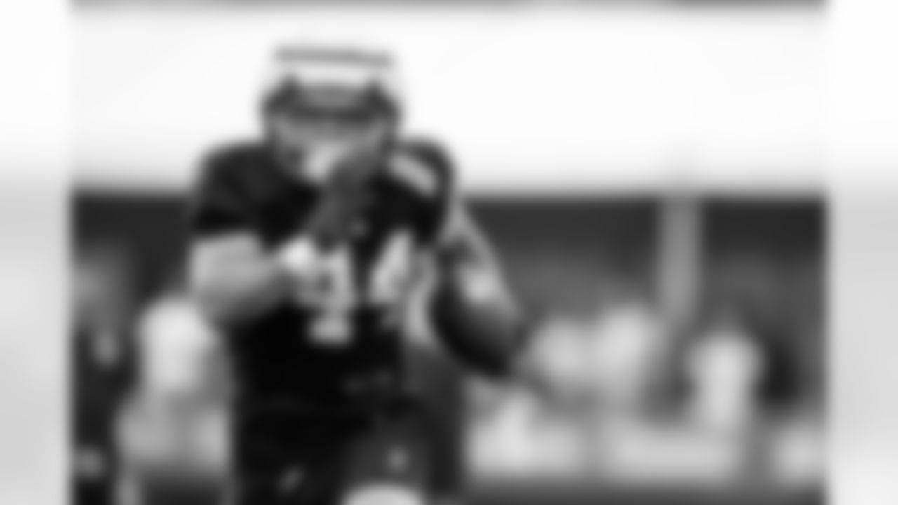 RB Cam Skattebo (44)