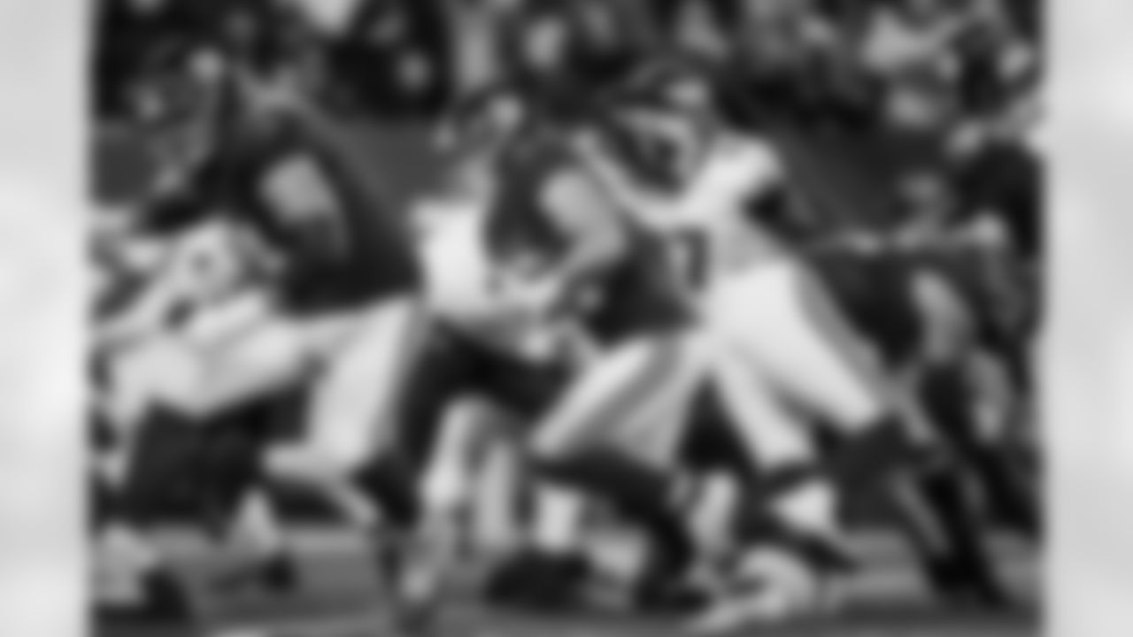 RB Cam Skattebo (44)
