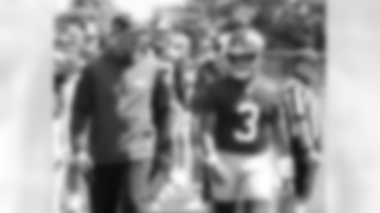QB Russell Wilson (3), Mike Kafka