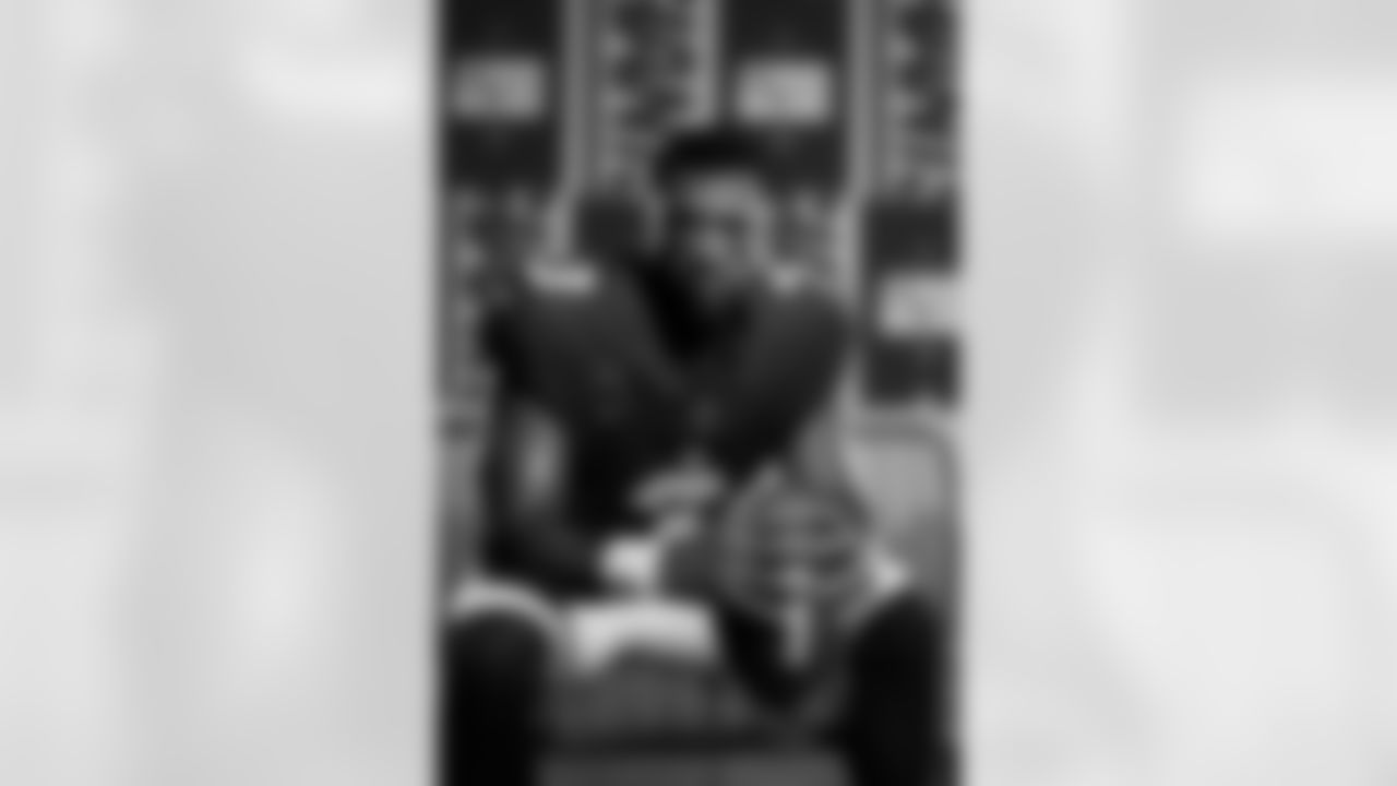QB Russell Wilson (3)