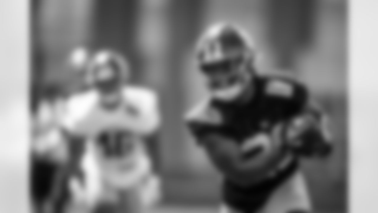 RB Devin Singletary (26)