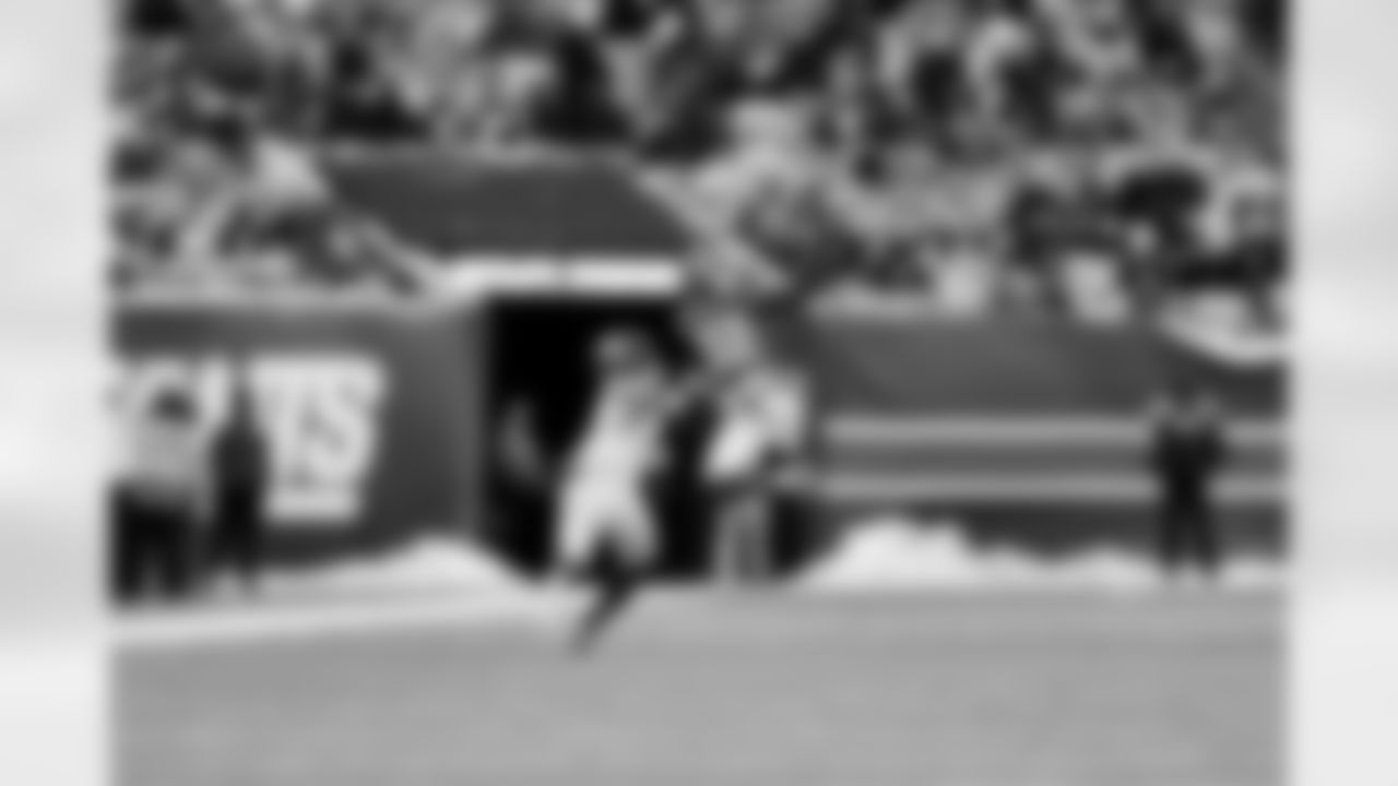 CB Dru Phillips (22)