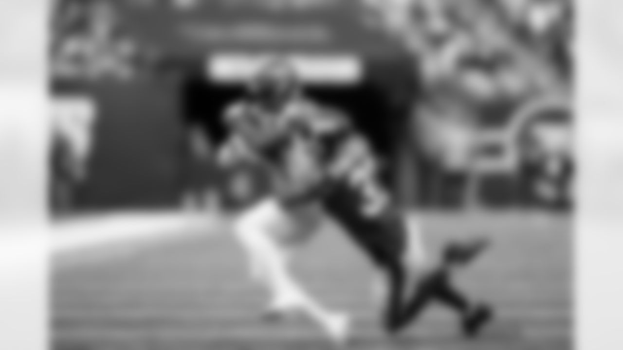 CB Tre Hawkins III (37)