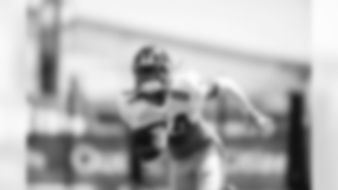 S K'Von Wallace (34)