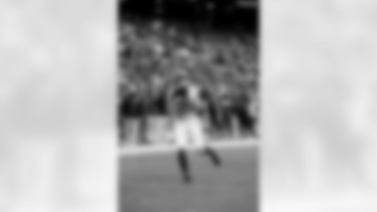 WR Gunner Olszewski (80)