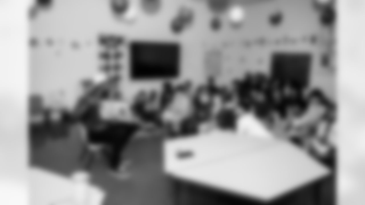 ILB Bobby Okereke (58)